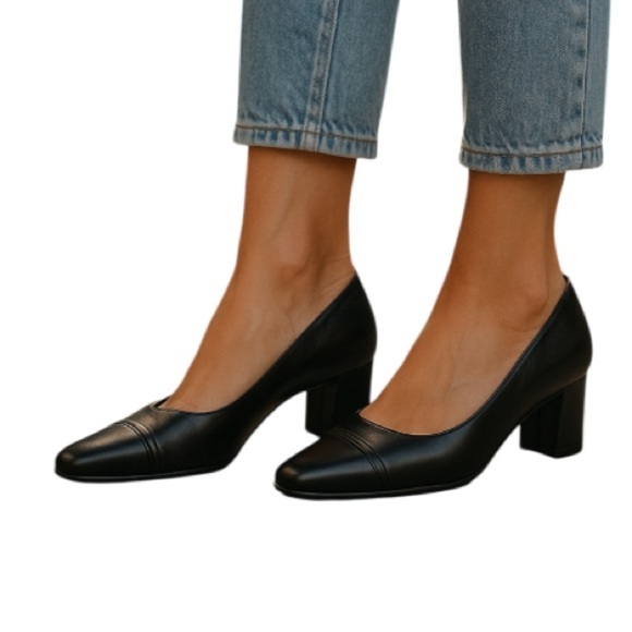 NATURALIZER Black Leather Square Toe Block Heel Pumps Parisian Size 8.5 Narrow - Picture 1 of 11